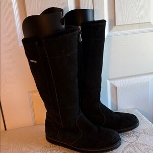 LIKE NEW - EMU Australia Moonta Boot - Size 8 EUC